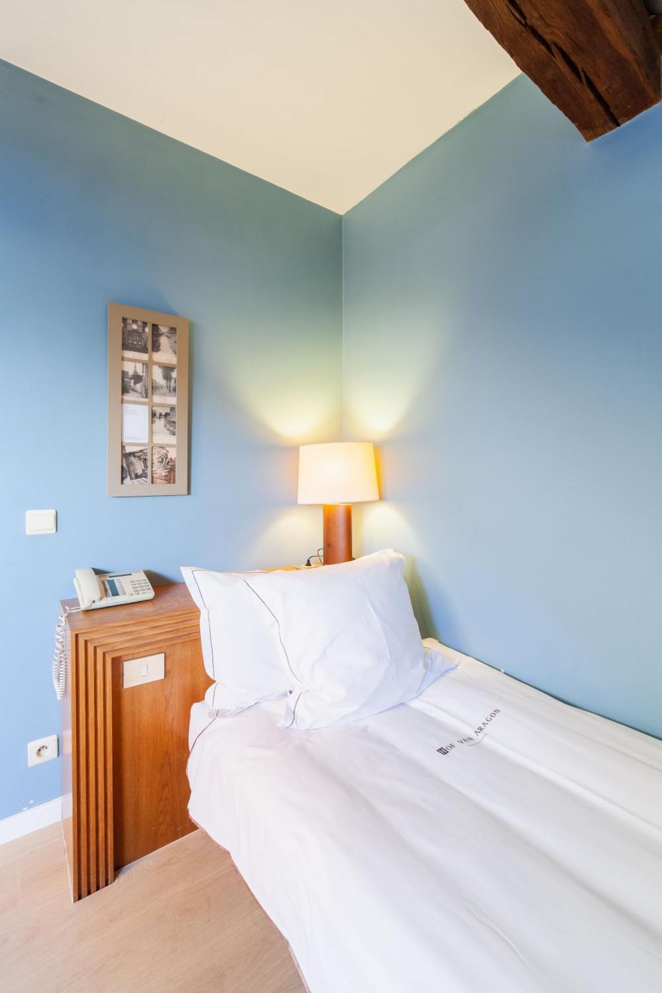 Hotel Hof Van Aragon リール エクステリア 写真